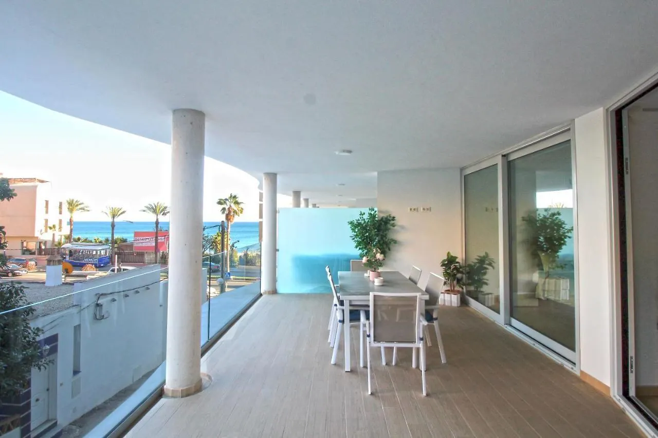 First Line Beach Apartment With Sea View 丰希罗拉
