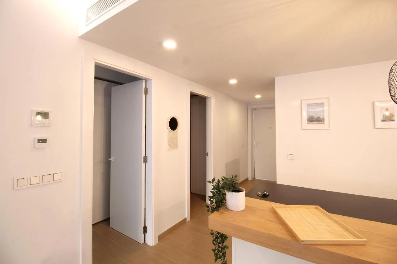First Line Beach Apartment With Sea View 丰希罗拉